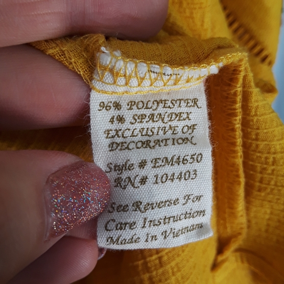 Gorgeous Yellow Shirt with Floral Embroidery Large - Picture 5 of 7